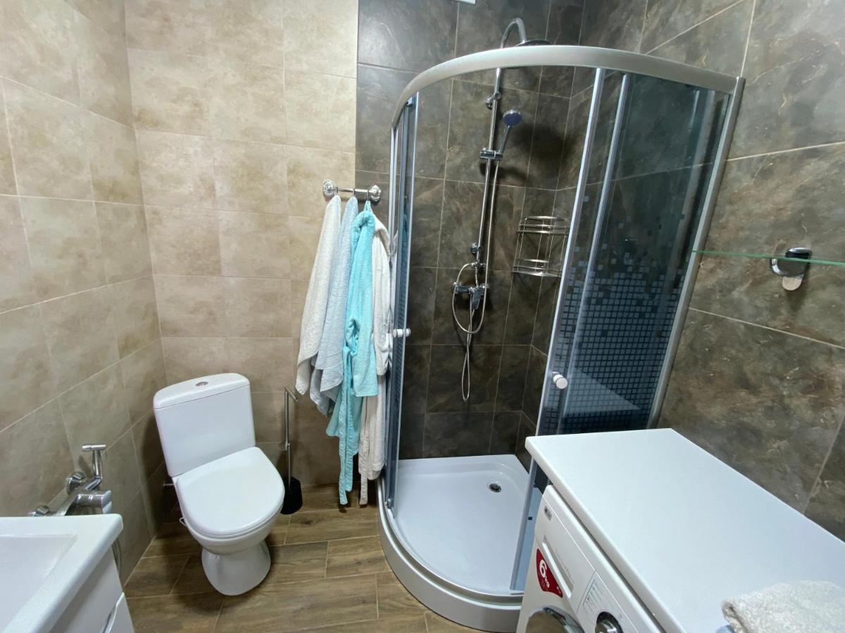 Нові Апартаменти По Вулиці Роксолани16 Truskavec Exteriér fotografie